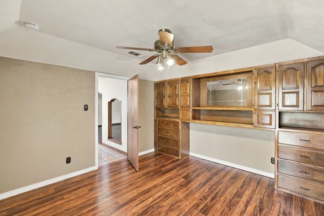 1501 Meadow Court, Midlothian, TX 76065