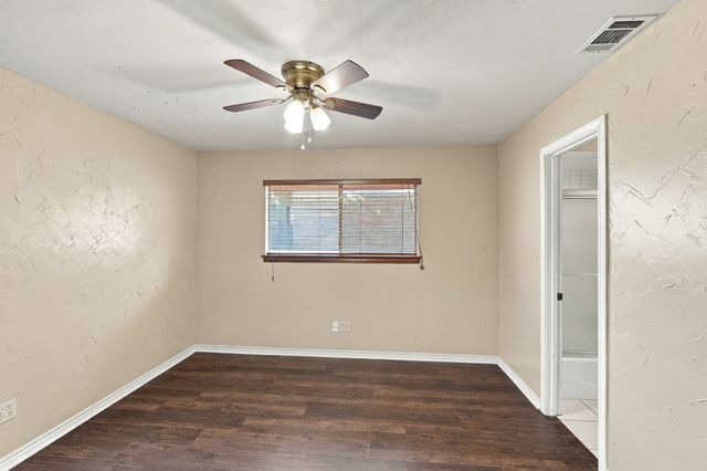 1501 Meadow Court, Midlothian, TX 76065