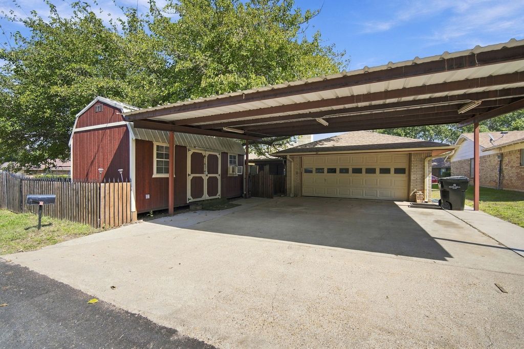 1501 Meadow Court, Midlothian, TX 76065 — photo 3
