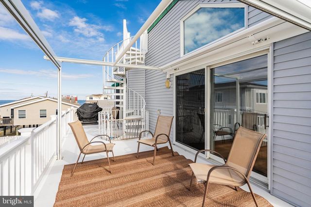 307 N 13TH ST, Surf City, NJ 08008