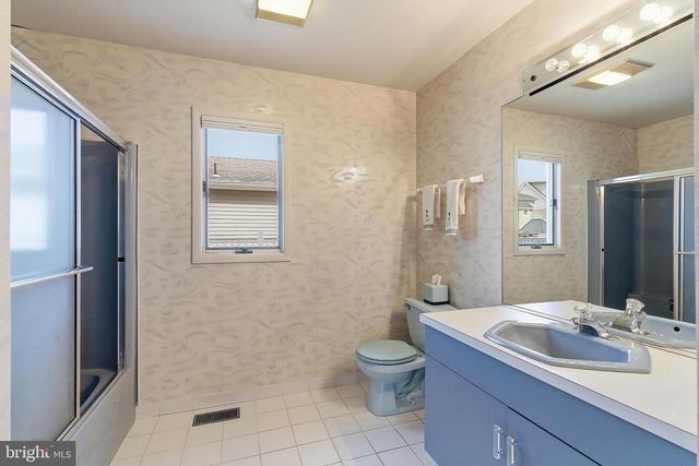 307 N 13TH ST, Surf City, NJ 08008