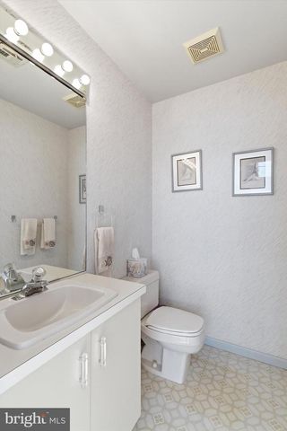 307 N 13TH ST, Surf City, NJ 08008