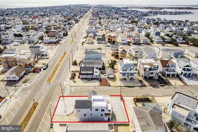 307 N 13TH ST, Surf City, NJ 08008