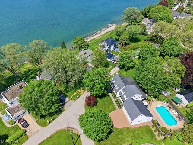 1400 Overlook Drive, Ashtabula, OH 44004