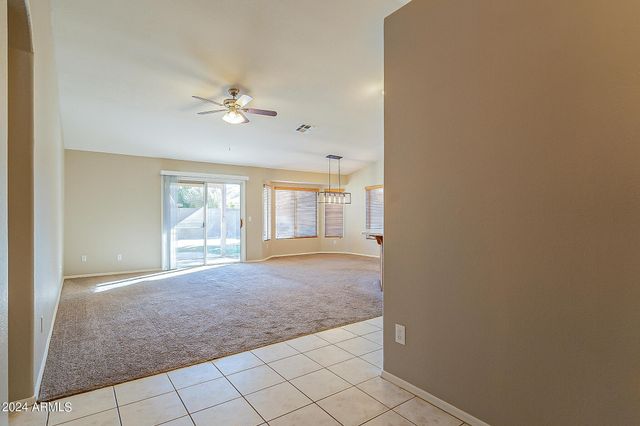 251 W Windsor Drive, Gilbert, AZ 85233