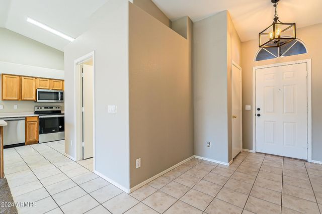 251 W Windsor Drive, Gilbert, AZ 85233