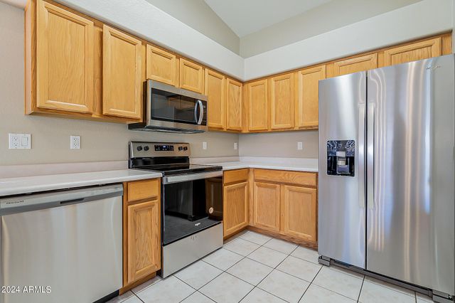 251 W Windsor Drive, Gilbert, AZ 85233