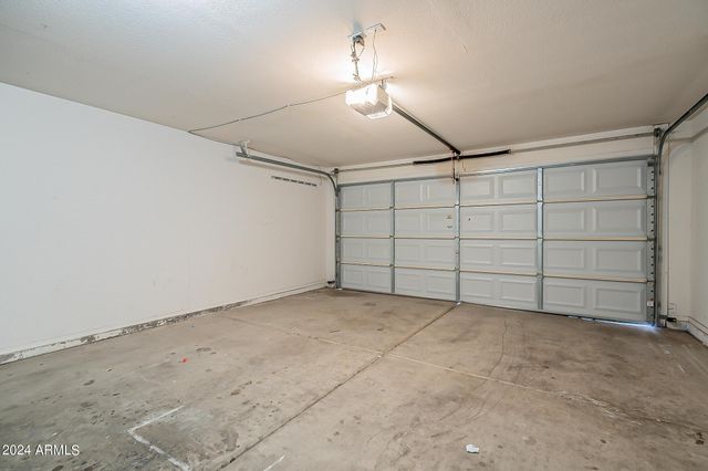 251 W Windsor Drive, Gilbert, AZ 85233