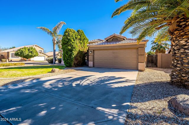 251 W Windsor Drive, Gilbert, AZ 85233