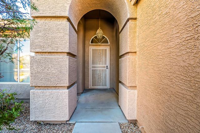 251 W Windsor Drive, Gilbert, AZ 85233