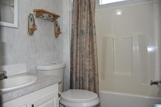 7585 STEMLEY ROAD, Talladega, AL 35160