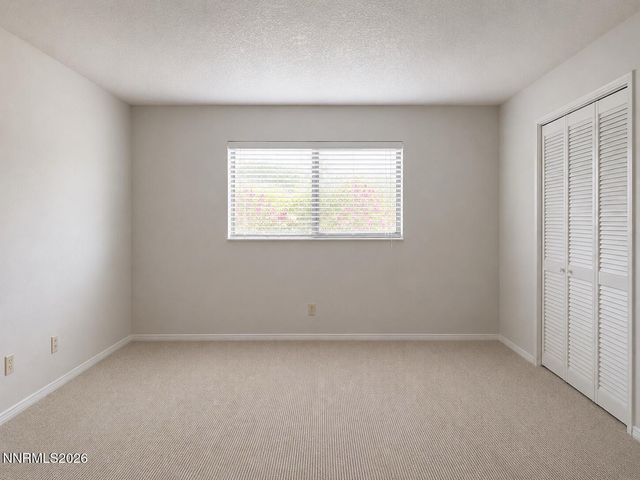 5595 High Rock Way, Sparks, NV 89431