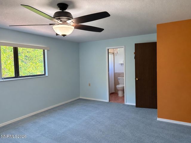 5595 High Rock Way, Sparks, NV 89431