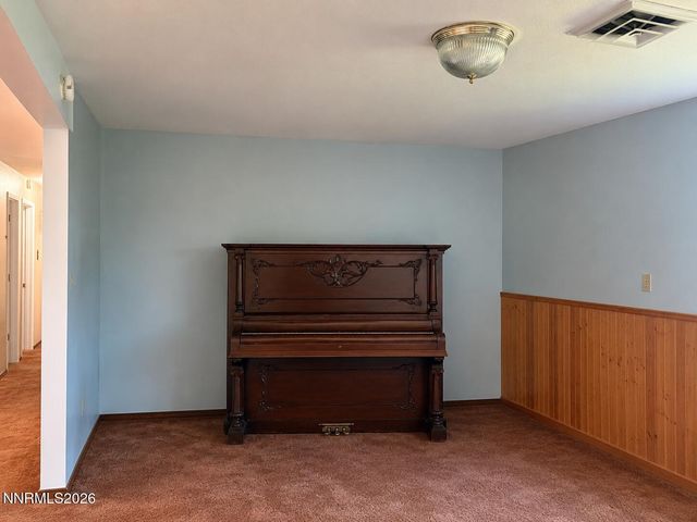 5595 High Rock Way, Sparks, NV 89431