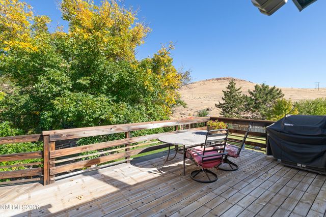 5595 High Rock Way, Sparks, NV 89431
