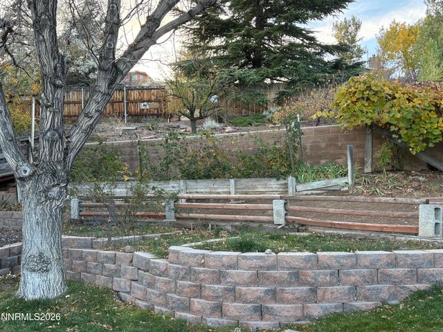 5595 High Rock Way, Sparks, NV 89431
