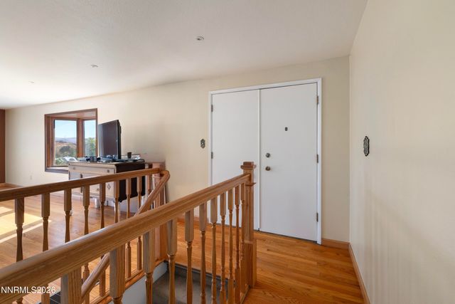 5595 High Rock Way, Sparks, NV 89431