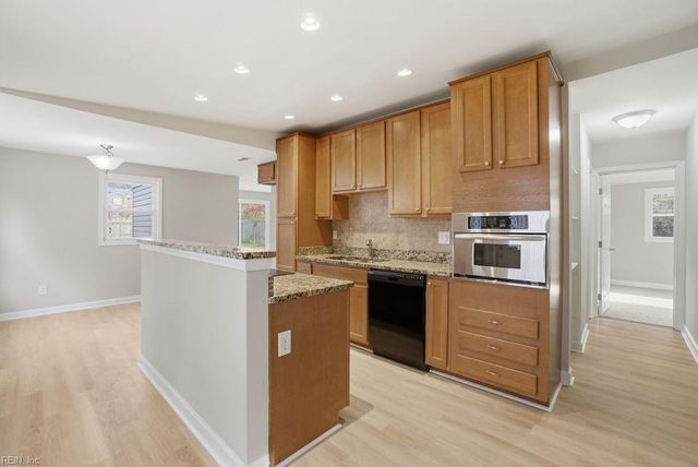 606 Bethel RD, Chesapeake, VA 23325