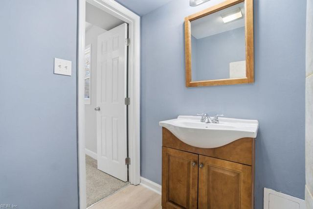 606 Bethel RD, Chesapeake, VA 23325