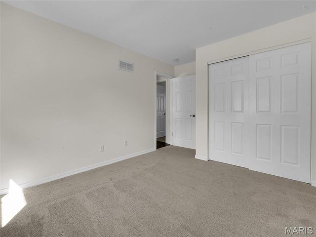 821 Laurel Lane, St Charles, MO 63301