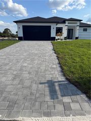 2522 58th ST W, Lehigh Acres, FL 33971