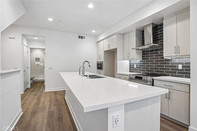 144 S Iris, Compton, CA 90220