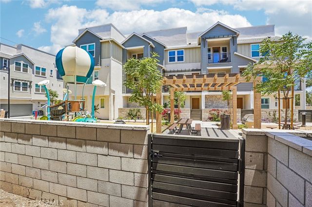 144 S Iris, Compton, CA 90220