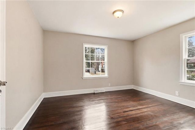 829 W Terrell Street, Greensboro, NC 27406