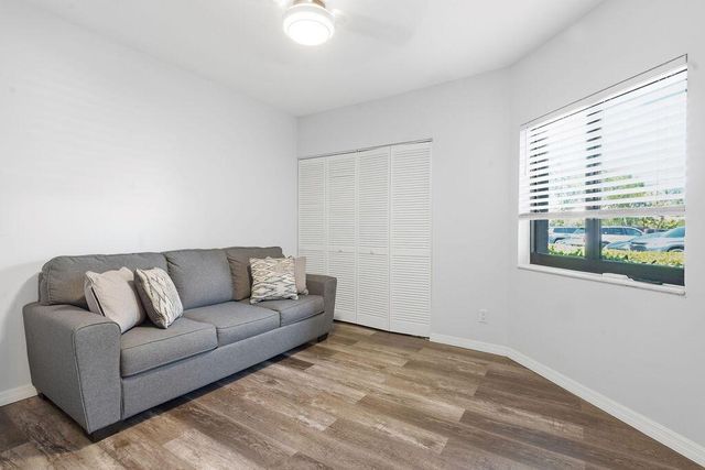 1143 Duncan Circle 103, Palm Beach Gardens, FL 33418