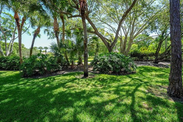 1143 Duncan Circle 103, Palm Beach Gardens, FL 33418