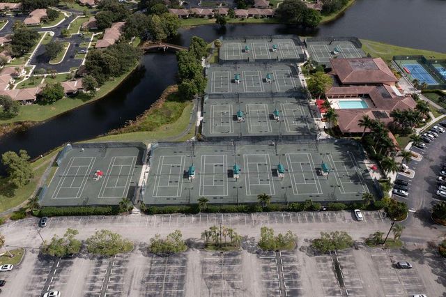 1143 Duncan Circle 103, Palm Beach Gardens, FL 33418