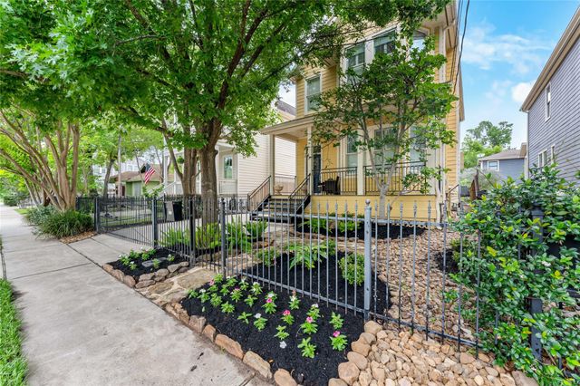 1325 W 23rd Street, Houston, TX 77008