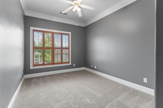 1325 W 23rd Street, Houston, TX 77008