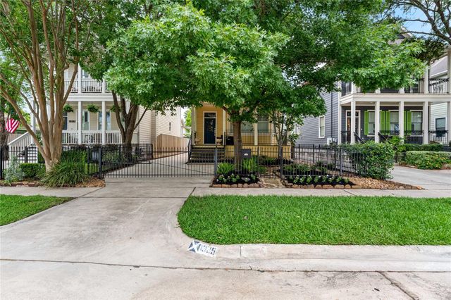 1325 W 23rd Street, Houston, TX 77008