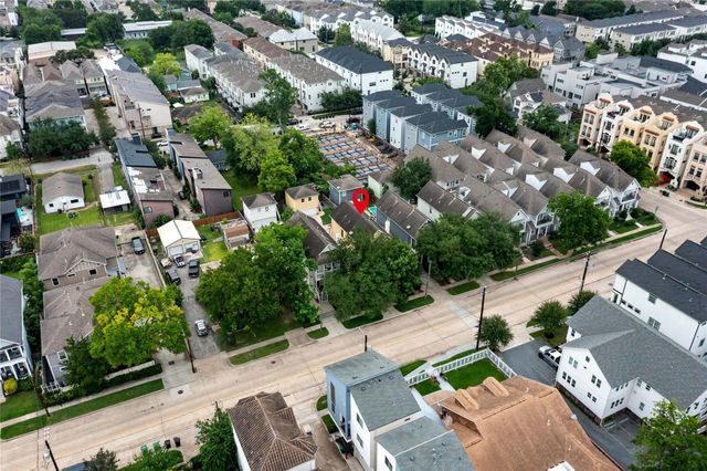 1325 W 23rd Street, Houston, TX 77008