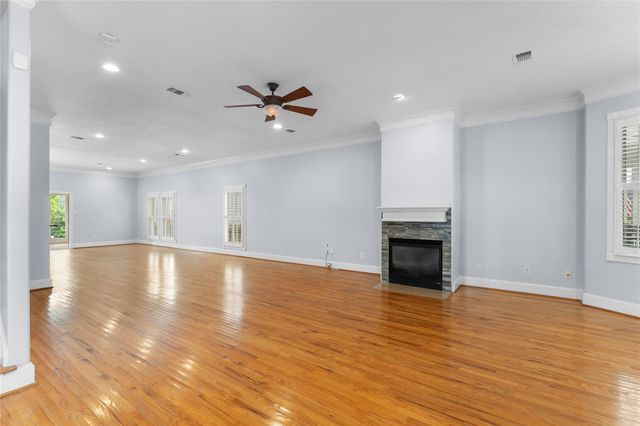 1325 W 23rd Street, Houston, TX 77008