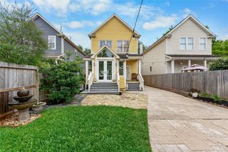 1325 W 23rd Street, Houston, TX 77008