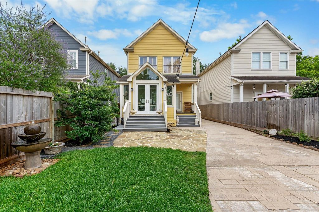 1325 W 23rd Street, Houston, TX 77008