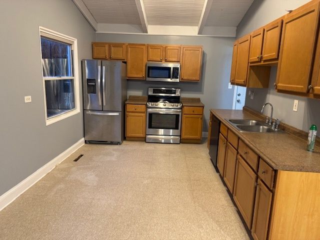 7100 Wilson Terrace, Morton Grove, IL 60053