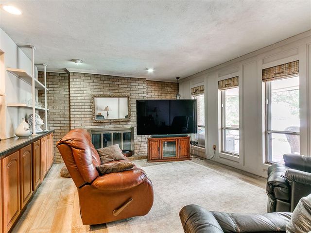 10208 Westlake Drive, Oklahoma City, OK 73162