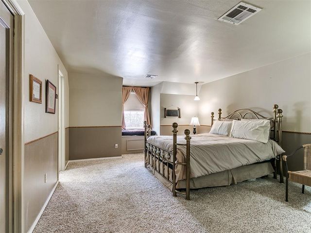 10208 Westlake Drive, Oklahoma City, OK 73162