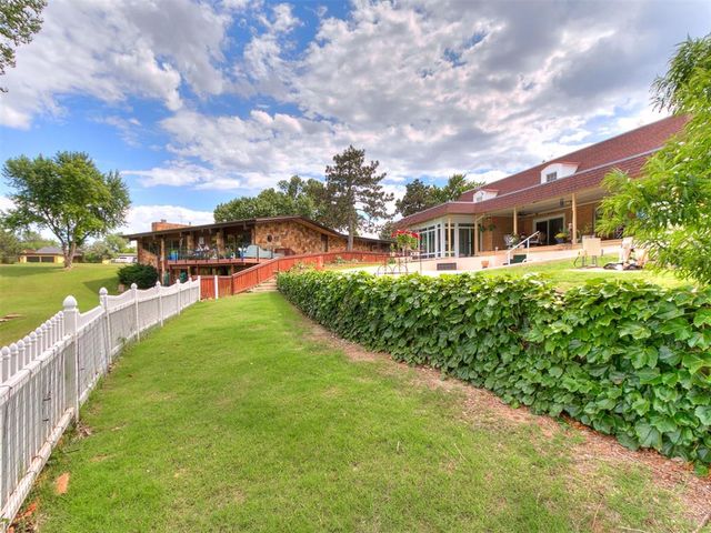 10208 Westlake Drive, Oklahoma City, OK 73162