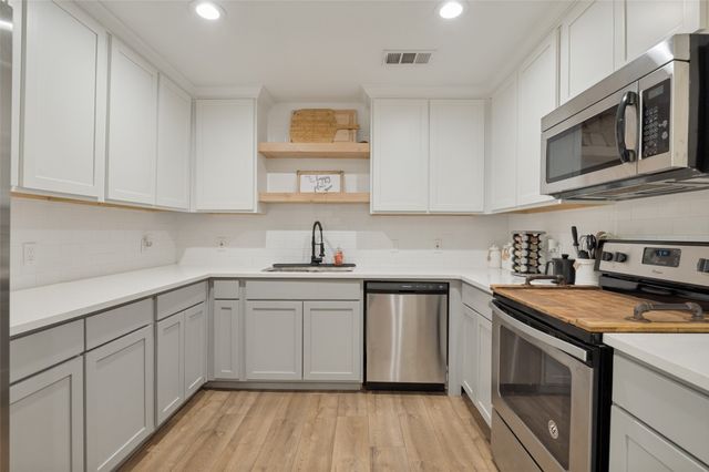 616 E Avenue E, Midlothian, TX 76065