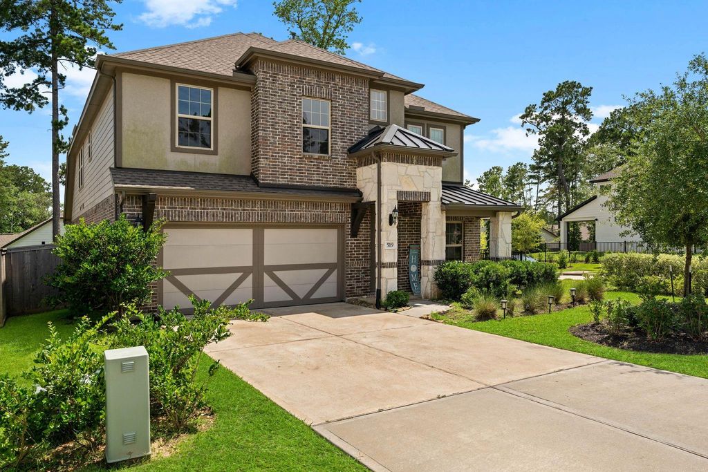 519 Carina Gaze Drive, Conroe, TX 77318