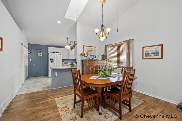 3802 VILLAGE VIEW LN, Cheyenne, WY 82009