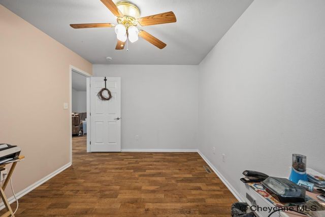 3802 VILLAGE VIEW LN, Cheyenne, WY 82009