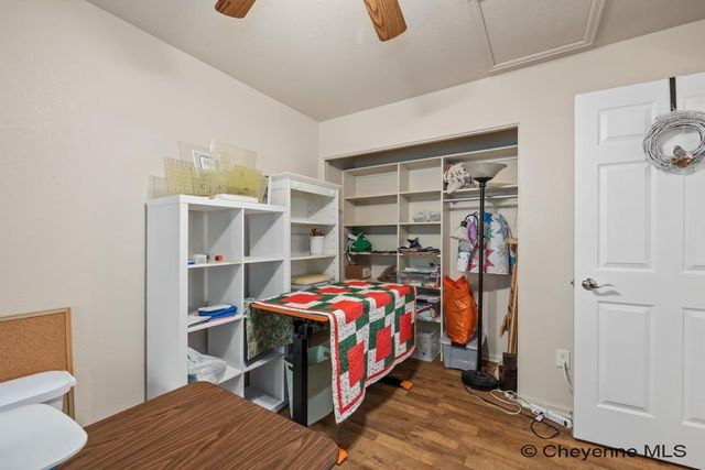 3802 VILLAGE VIEW LN, Cheyenne, WY 82009