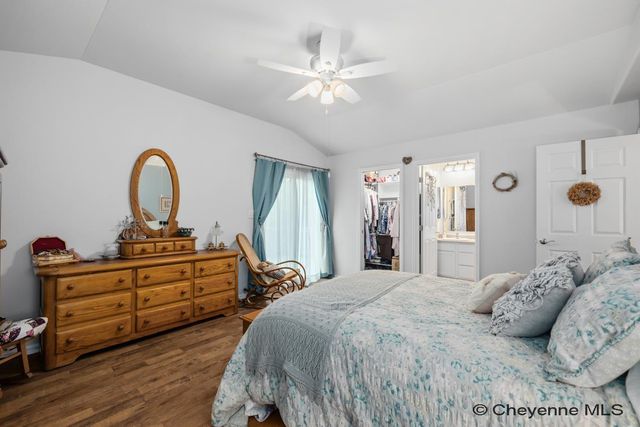 3802 VILLAGE VIEW LN, Cheyenne, WY 82009