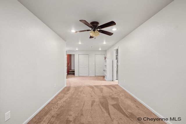 3802 VILLAGE VIEW LN, Cheyenne, WY 82009