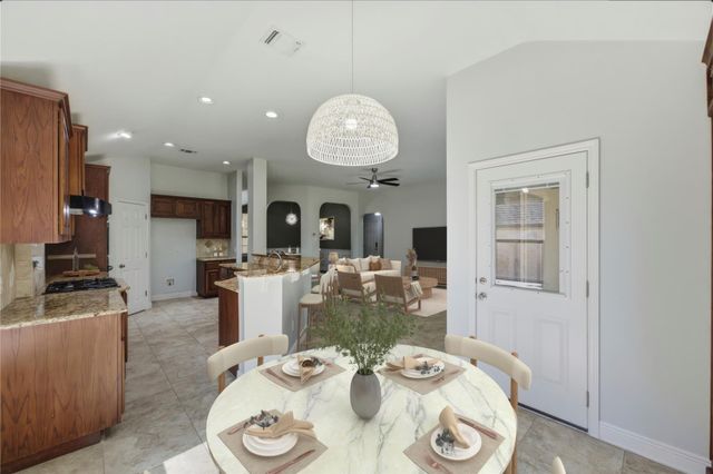 150 Saint Richie LN, Austin, TX 78737